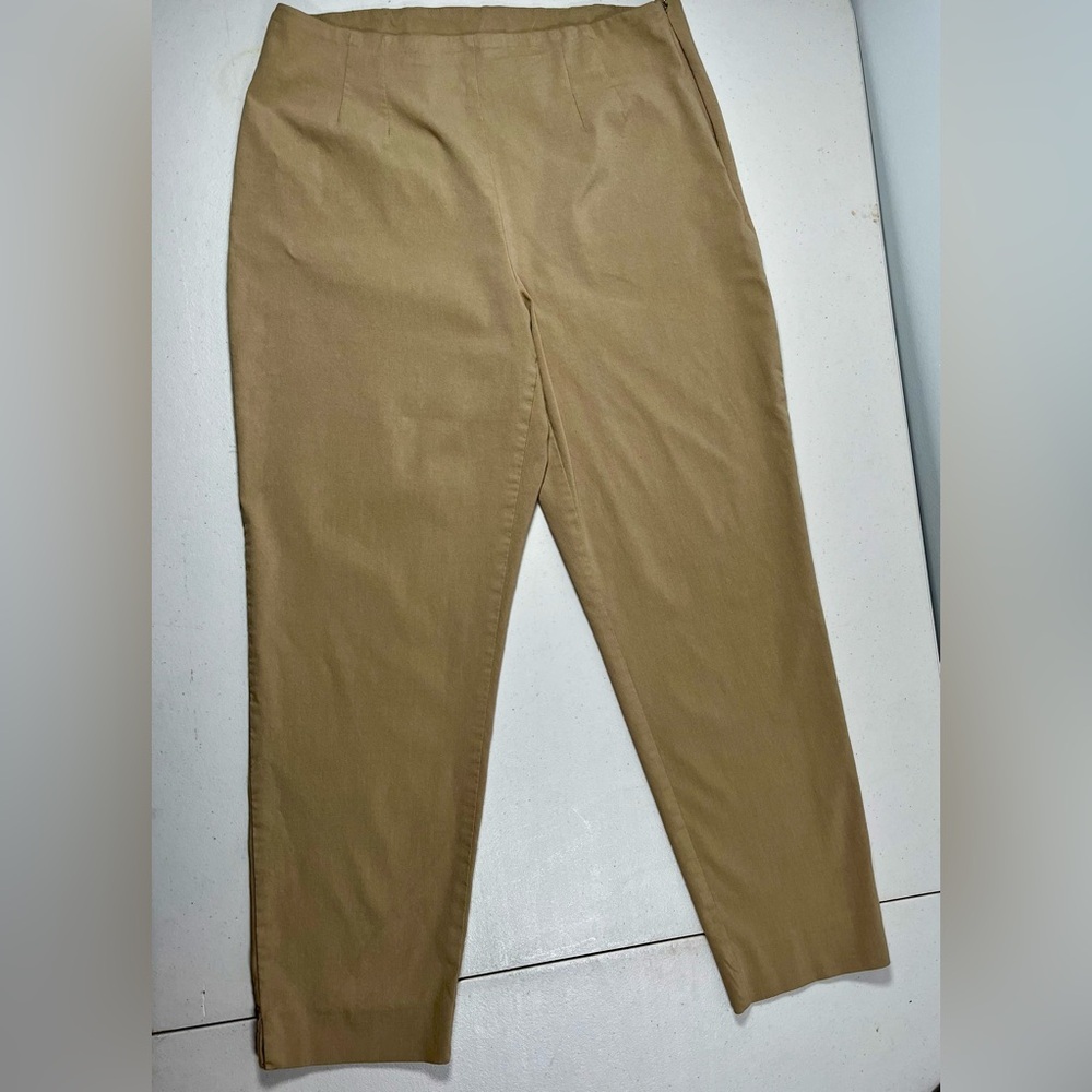 Time and Tru Tan Womens Versatile Casual Wear pant. Size 16